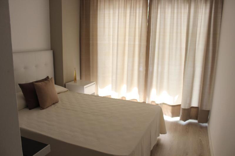 Flamingo Beach Resort - Adults Recommended Benidorm Oda fotoğraf